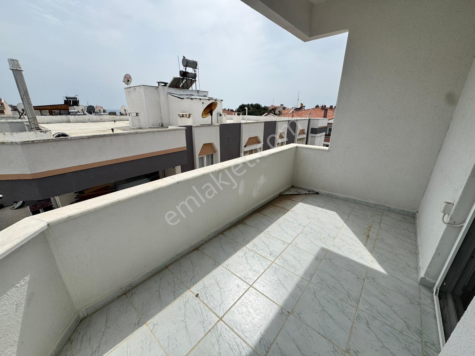 Kerim'den Küçükkuyu Merkez'de 2+1 Geniş Kiralık Daire - Görsel 14