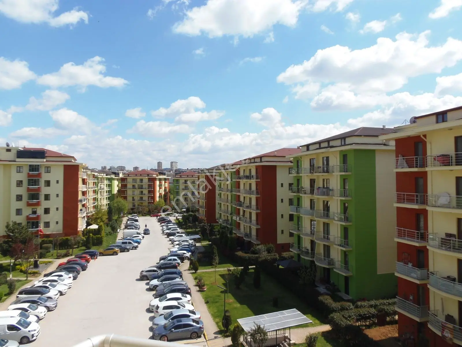 Sancaktepe Sarı Evler Kiralık Güney Cephe Daire