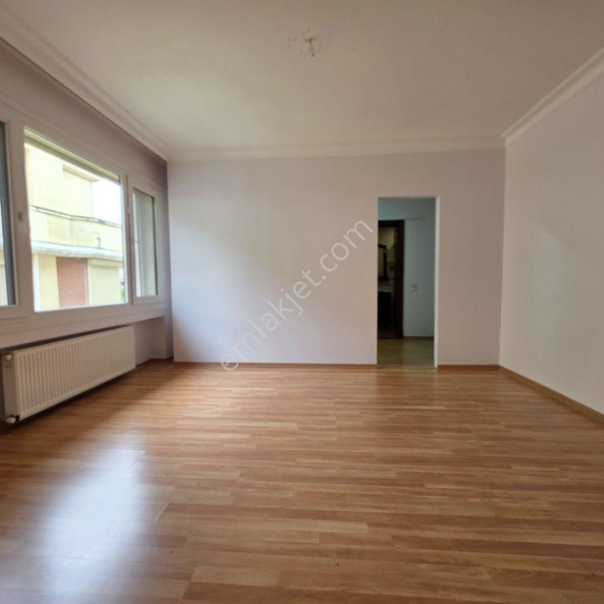 Remax Kaya Florya Şenlikköy Kıralık 4+1 200 M2 Site İçi Daire - Görsel 13