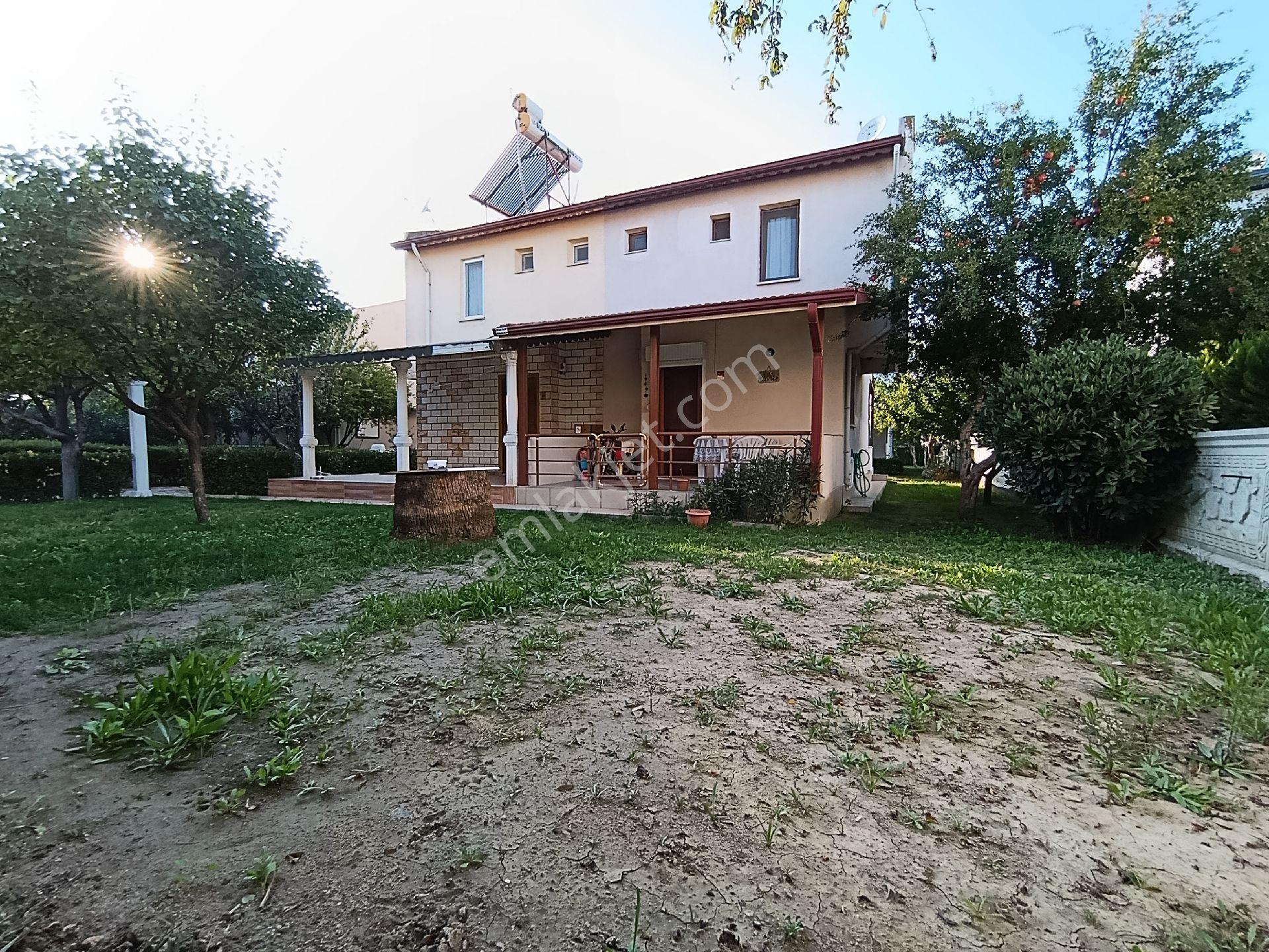 Taş Emlak'tan Altınova'da Site İçinde Bakımlı Villa - Görsel 4