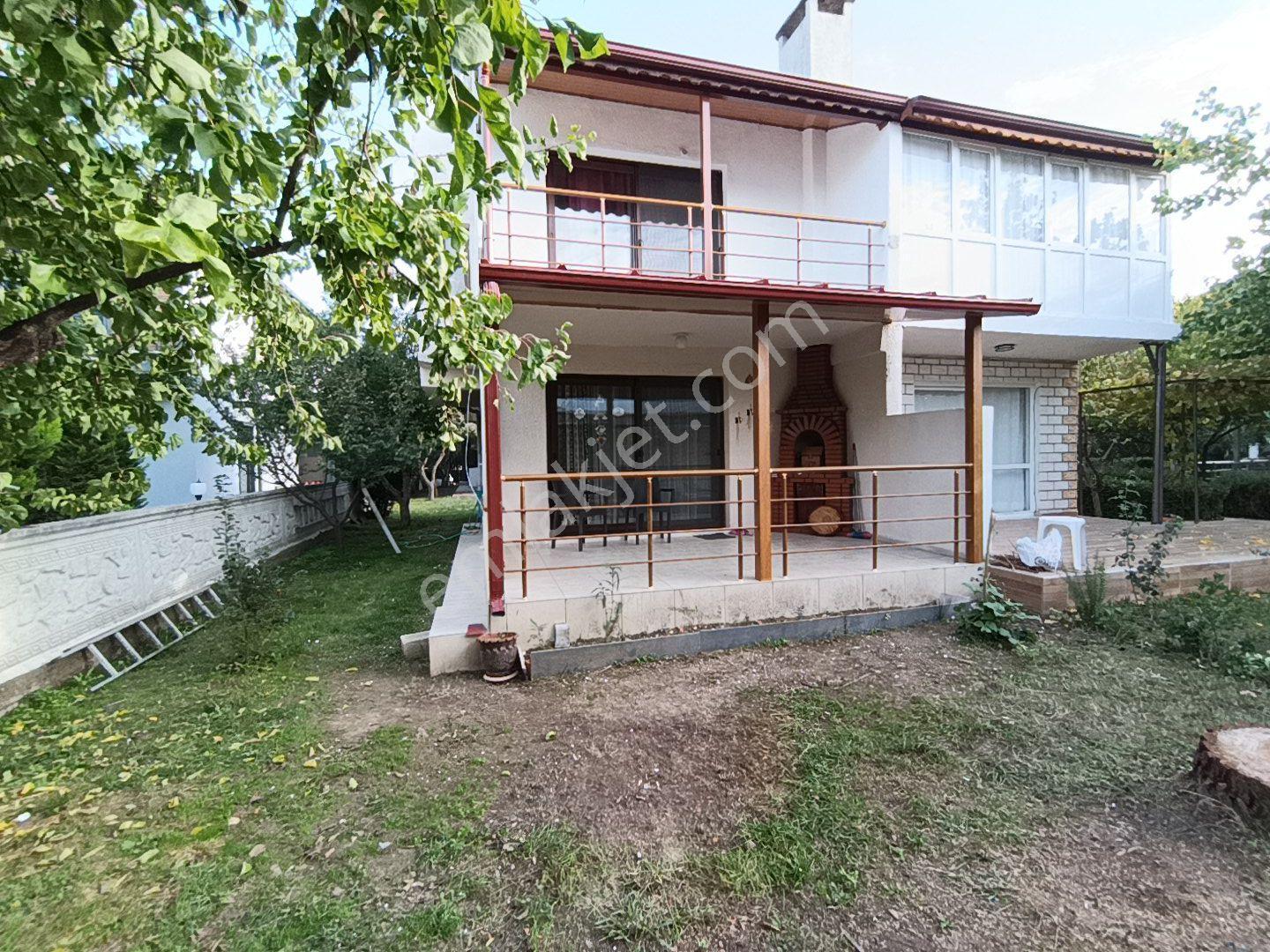 Taş Emlak'tan Altınova'da Site İçinde Bakımlı Villa - Görsel 11