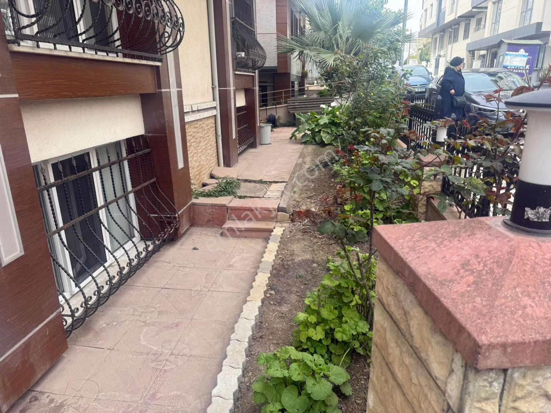 Barış'tan Tepeüstü Çiğdem Sokakta Satılık Ara Kat 3+1 Daire - Görsel 9