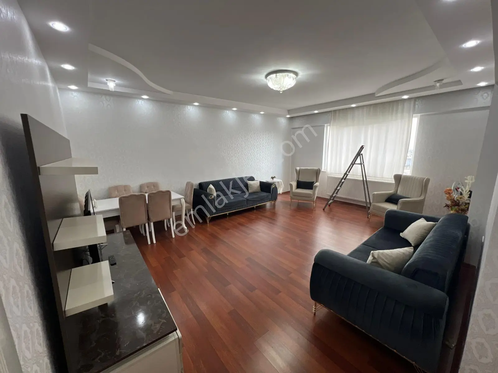 Millioğlu İnşaat'tan Gazikent'te Satılık 3+1 Bakımlı Daire