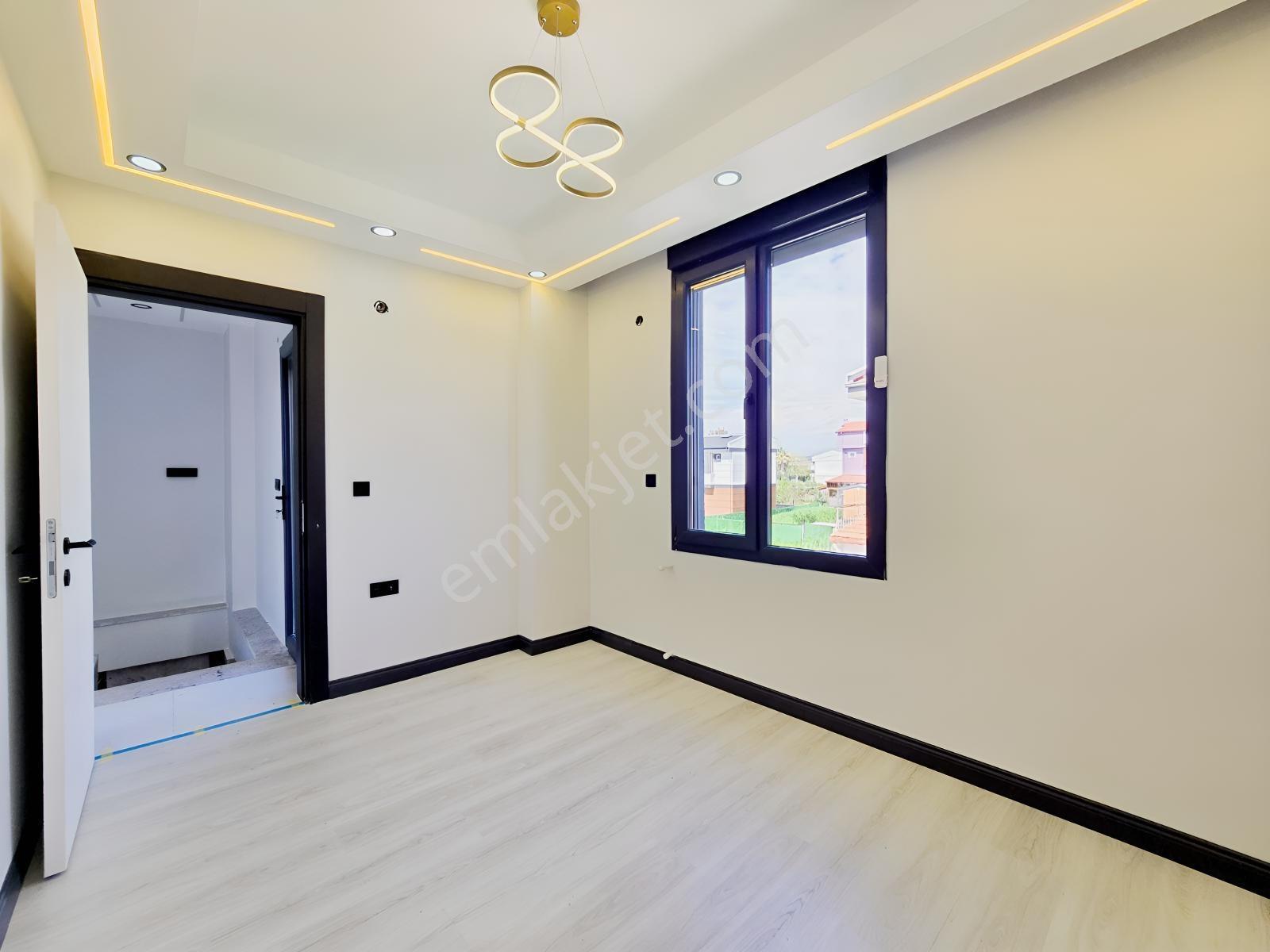 Ayvalık Altınova'da Satılık 2+1 Müstakil Villa - Görsel 13