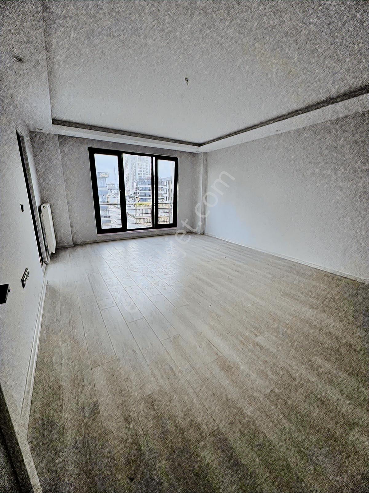 Alaçam Caddesi'ne Cephe Lüks 2 + 1 - Görsel 14
