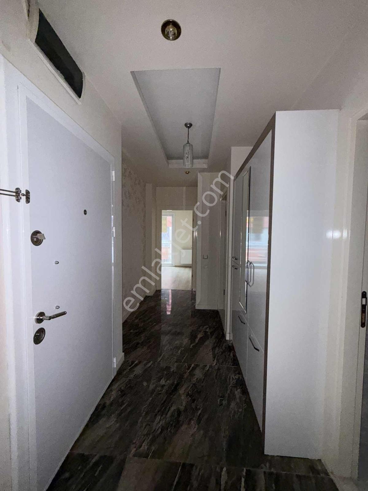 Yonca'dan Sağlık Mah.'de Kiralık Yeni Bina 2.kat 2+1 Temiz Daire - Görsel 11