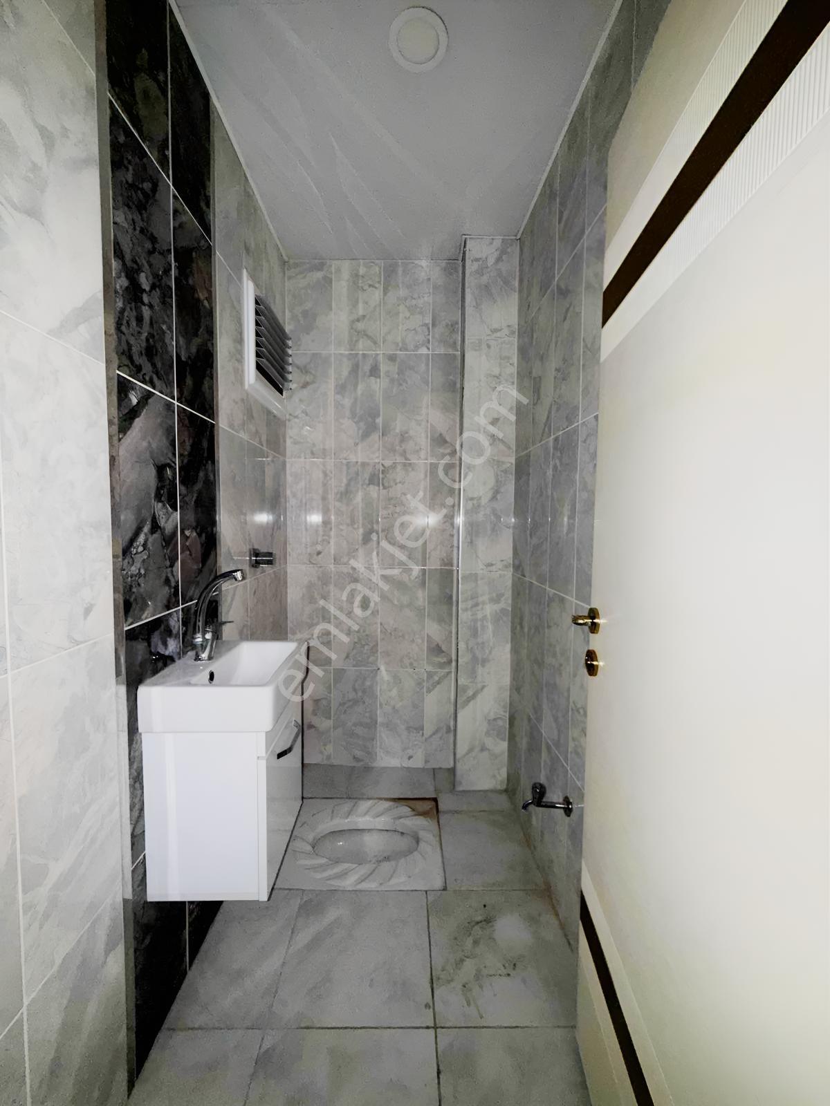 Yonca'dan Sağlık Mah.'de Kiralık Yeni Bina 2.kat 2+1 Temiz Daire - Görsel 33