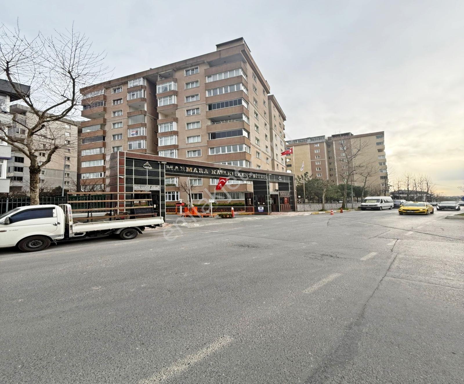 Aka Yapı'dan Beylikdüzü Marmara Mah Site İçi Satılık 3+1daire - Görsel 32