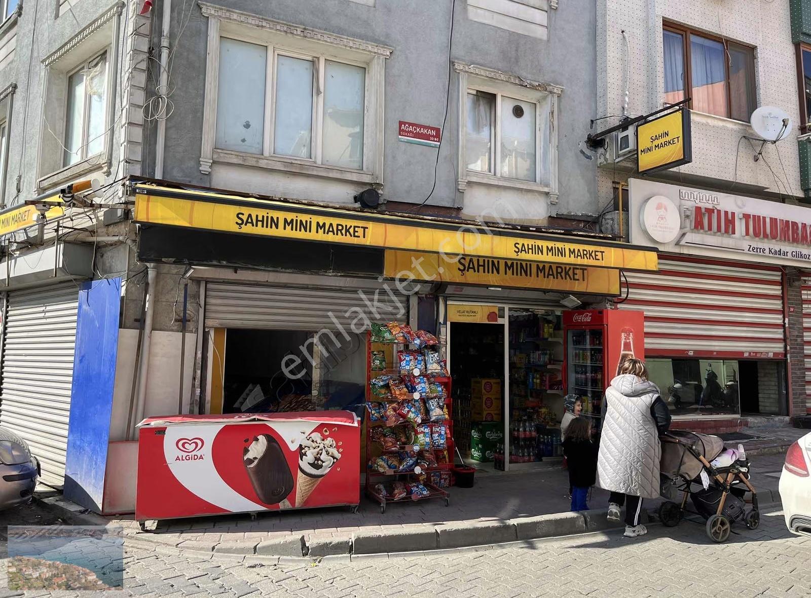 Sümbül Efendi Mah'de Tabela Değeri Yüksek Satılık 50m2 Dükkan