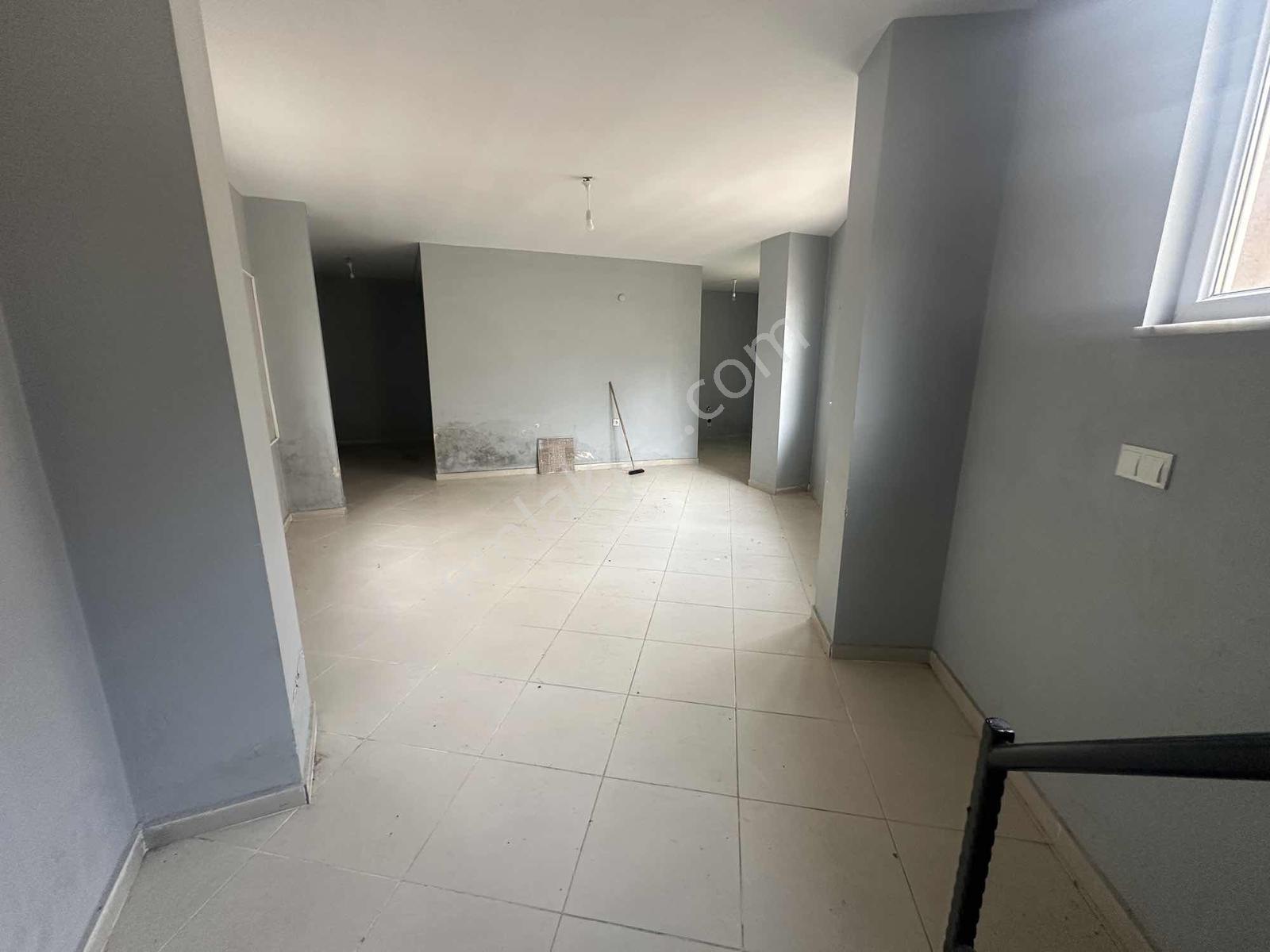 Çekmeköy Merkez Mah.60 M2 Kiralık Dükkan - Görsel 6