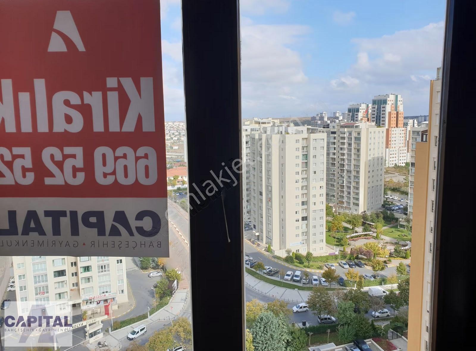Bahçeşehir Düden Bloklarında Muhteşem Manzaralı Ve Bakımlı 2+1 - Görsel 17