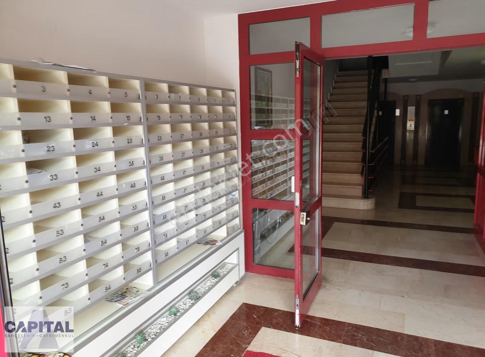 Bahçeşehir Düden Bloklarında Muhteşem Manzaralı Ve Bakımlı 2+1 - Görsel 24
