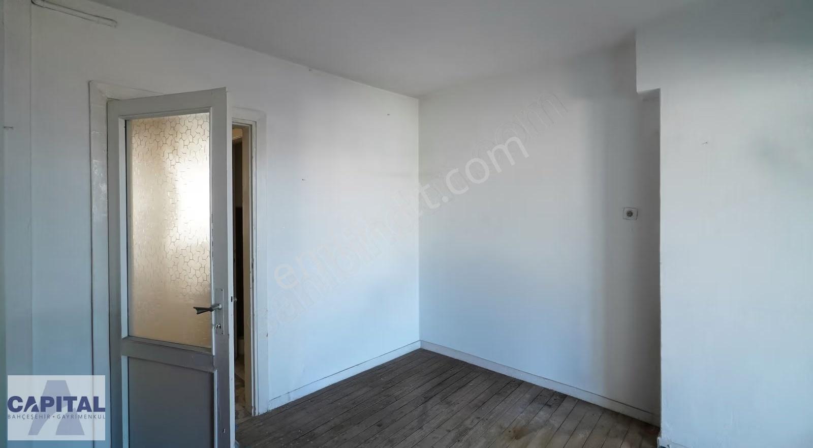 Ortaköy Mecidiye Mahallesi'nde Boğaz Manzaralı Bahçeli 3+2 Daire - Görsel 17