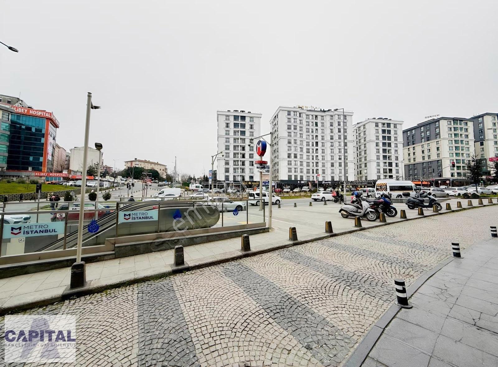 Eyüp Park Avm'de Özel Konumlu 240 M2 Boş Satılık Dükkan - Görsel 4