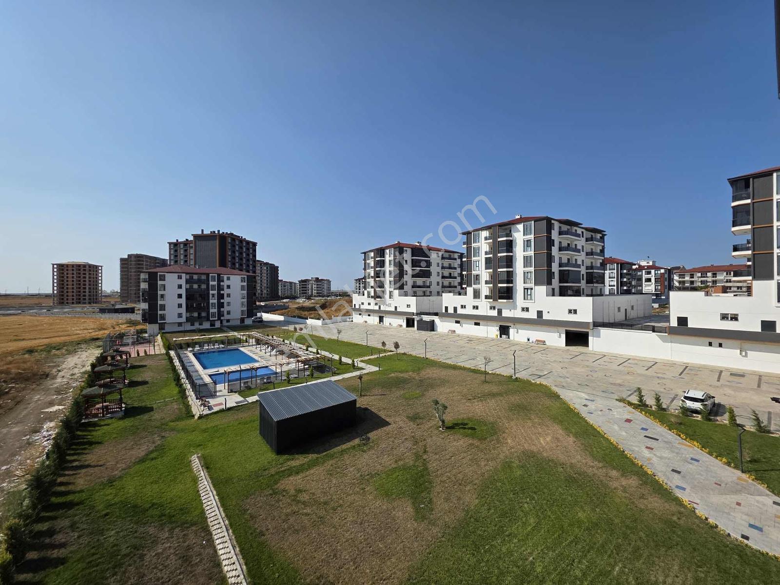 Havuzlu Sitede Yerinizi Alın - Görsel 31