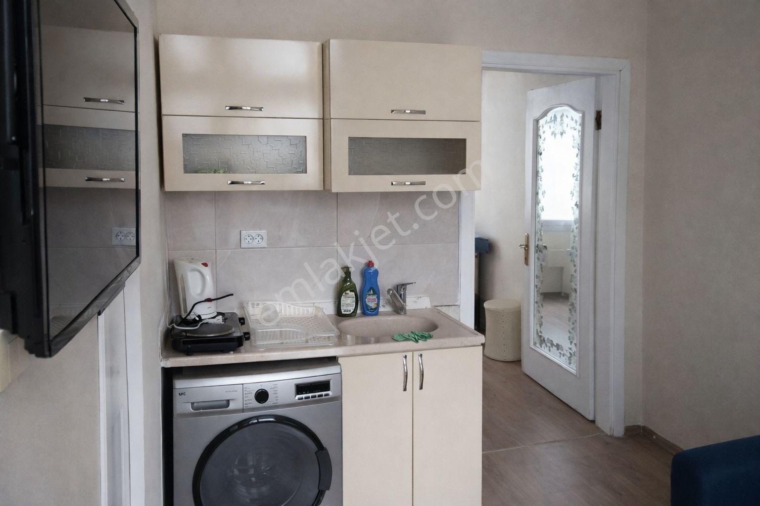 Merkezde Teknosa Civarı 1+1 Eşyalı - Görsel 3