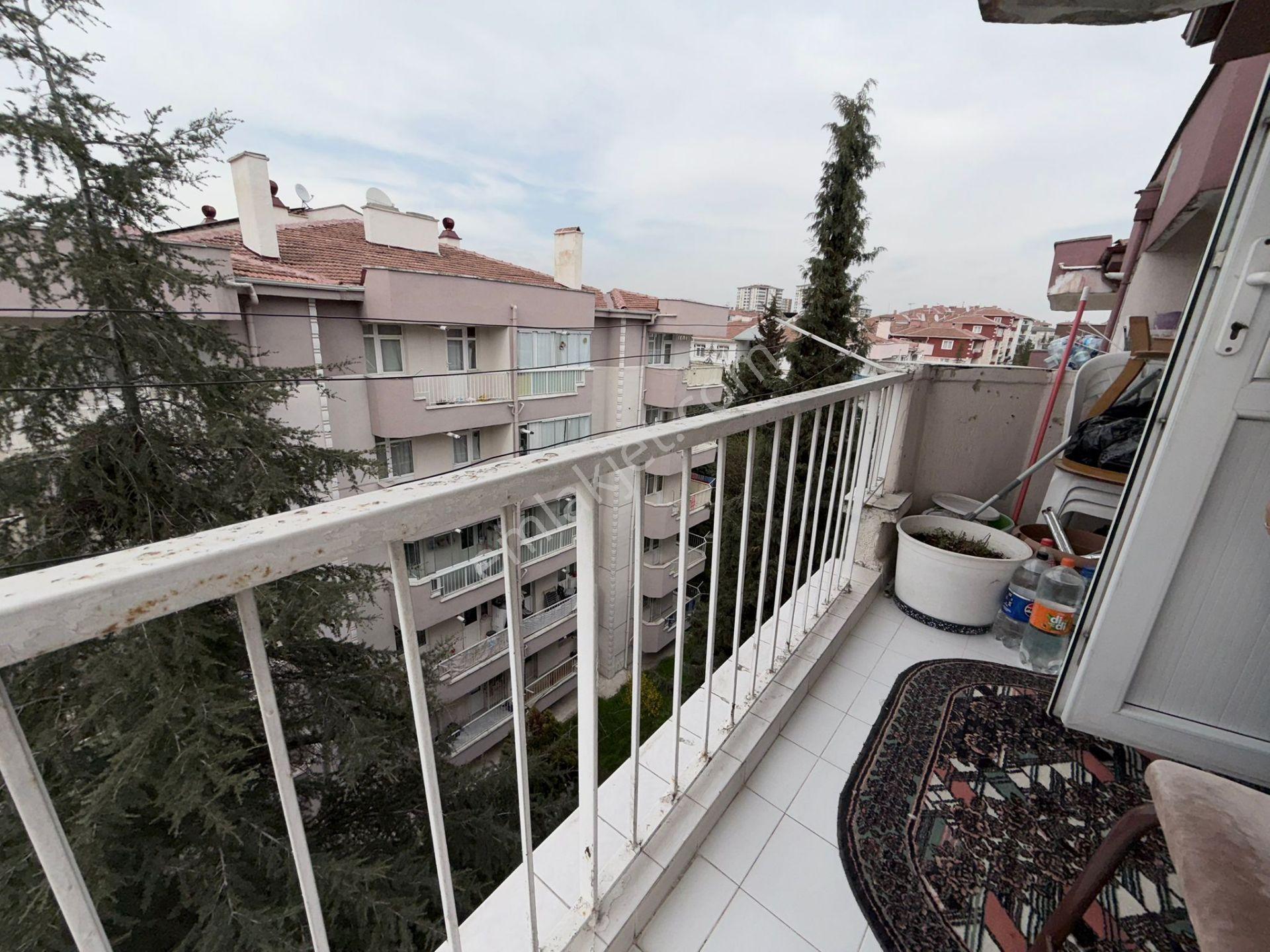 Sincan Osmanlı Mah. Hastane Cepheli Site İçerisinde Katta Satılık Daire - Görsel 27