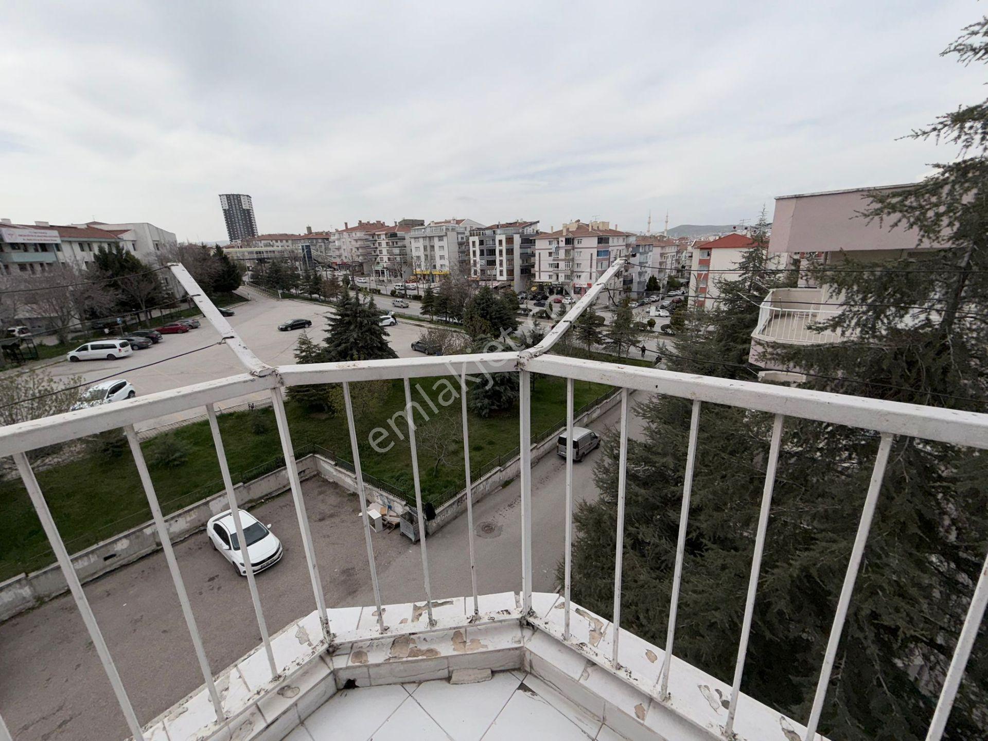 Sincan Osmanlı Mah. Hastane Cepheli Site İçerisinde Katta Satılık Daire - Görsel 26