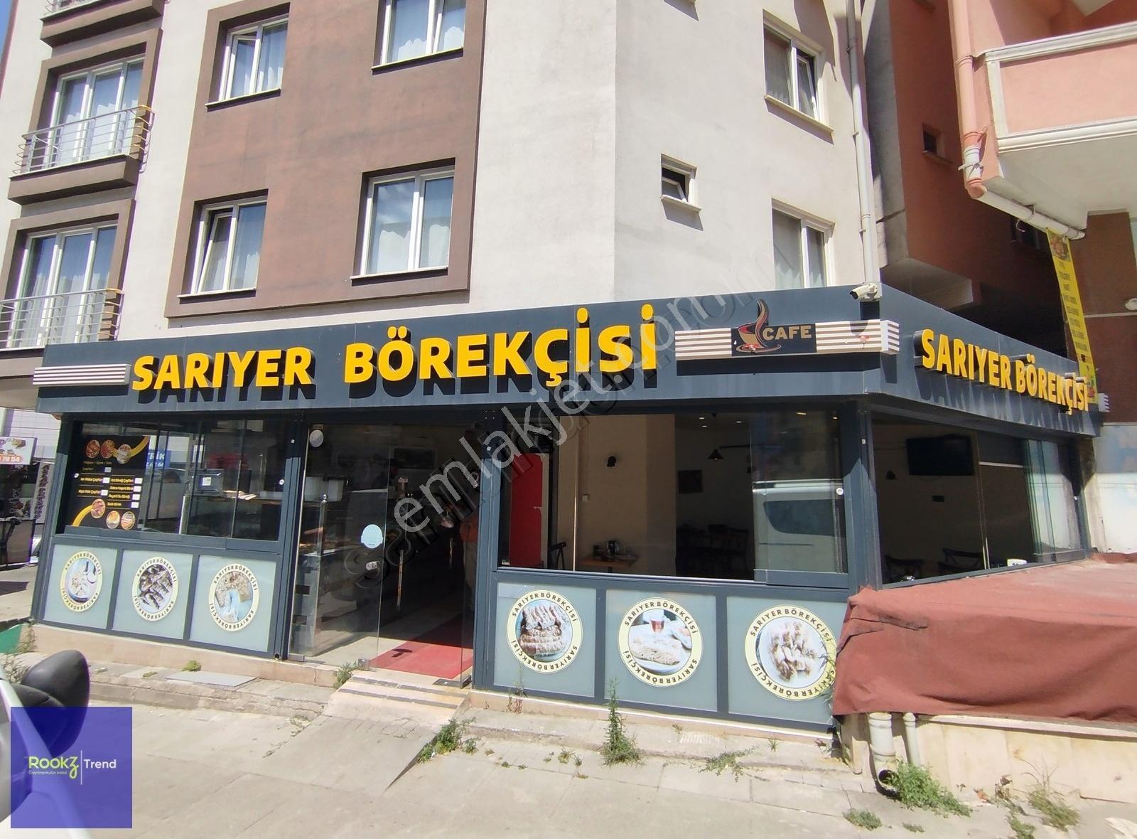 Mimar Sinan Mh.sarıyer Börekçisi Okulun Yanı Başında İşlek Cadde