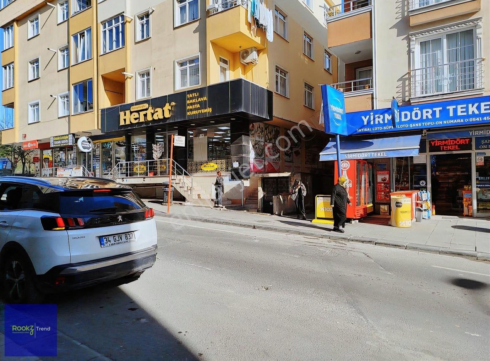 Mimar Sinan Mh.sarıyer Börekçisi Okulun Yanı Başında İşlek Cadde - Görsel 12