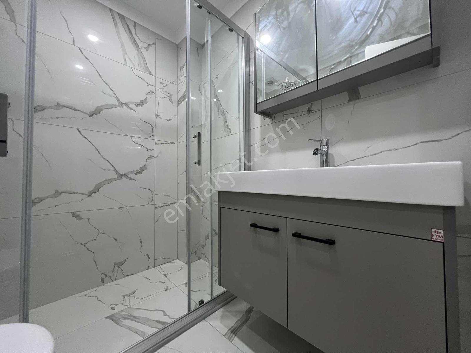 Üsküdar Çengelköy Ata-2 Sitesinde 320 M2 Triplex Villa - Görsel 15