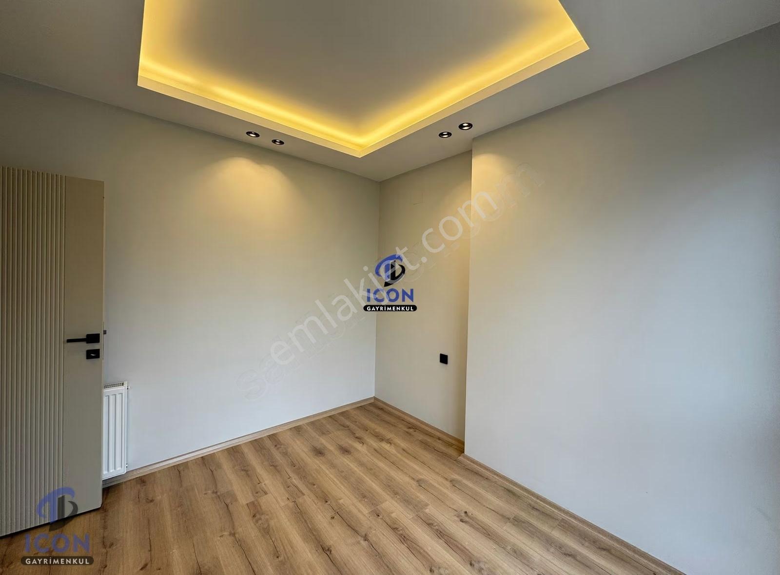 Con'dan Akdeniz Mah'de Havuzlu Açık Balkonlu Şık 2+1 - Görsel 24