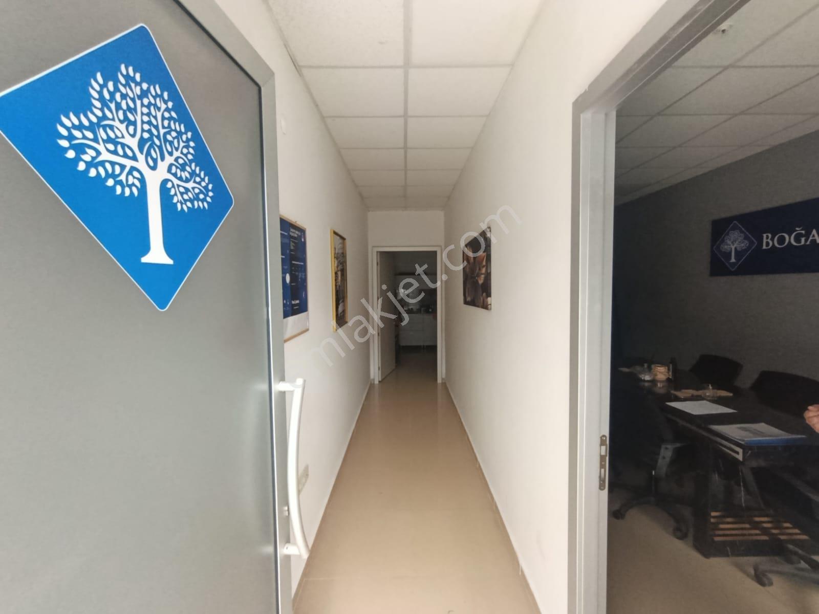 Yarımcapark İşmerkezinde Ofis Mobilyalı Eşyalı Kiralık Dükkan - Görsel 5