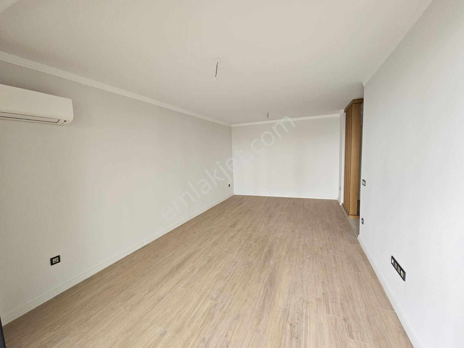 Manisa Meydan Projesinde Kiralık Havuz Cephe 2+1 Geniş(kdv'li) - Görsel 4