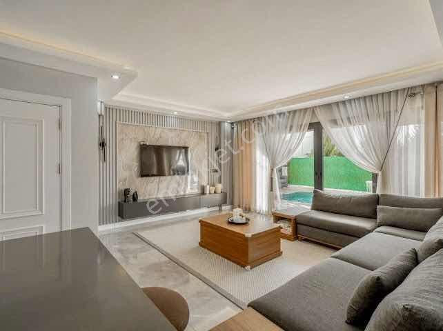 Kuşadası Davutlar'da Full Eşyalı Satılık 3+1 Müstakil Villa - Görsel 32
