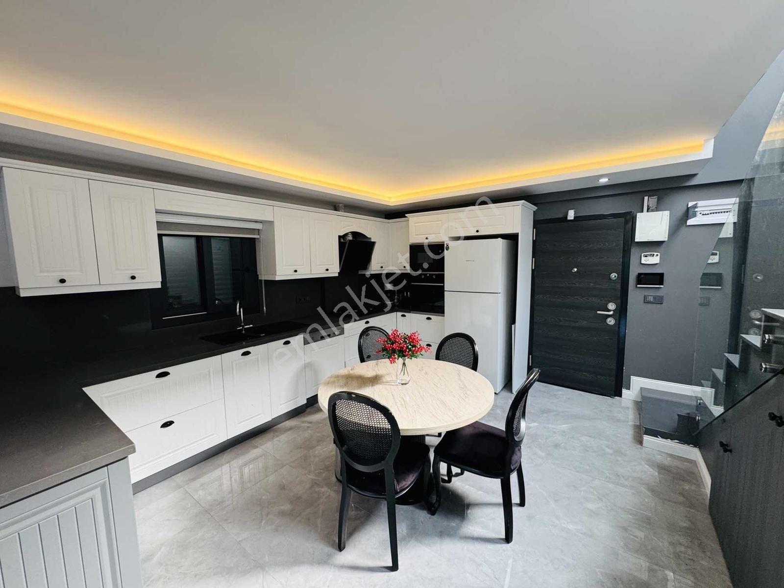 Kuşadası Davutlar'da Full Eşyalı Satılık 3+1 Müstakil Villa - Görsel 20