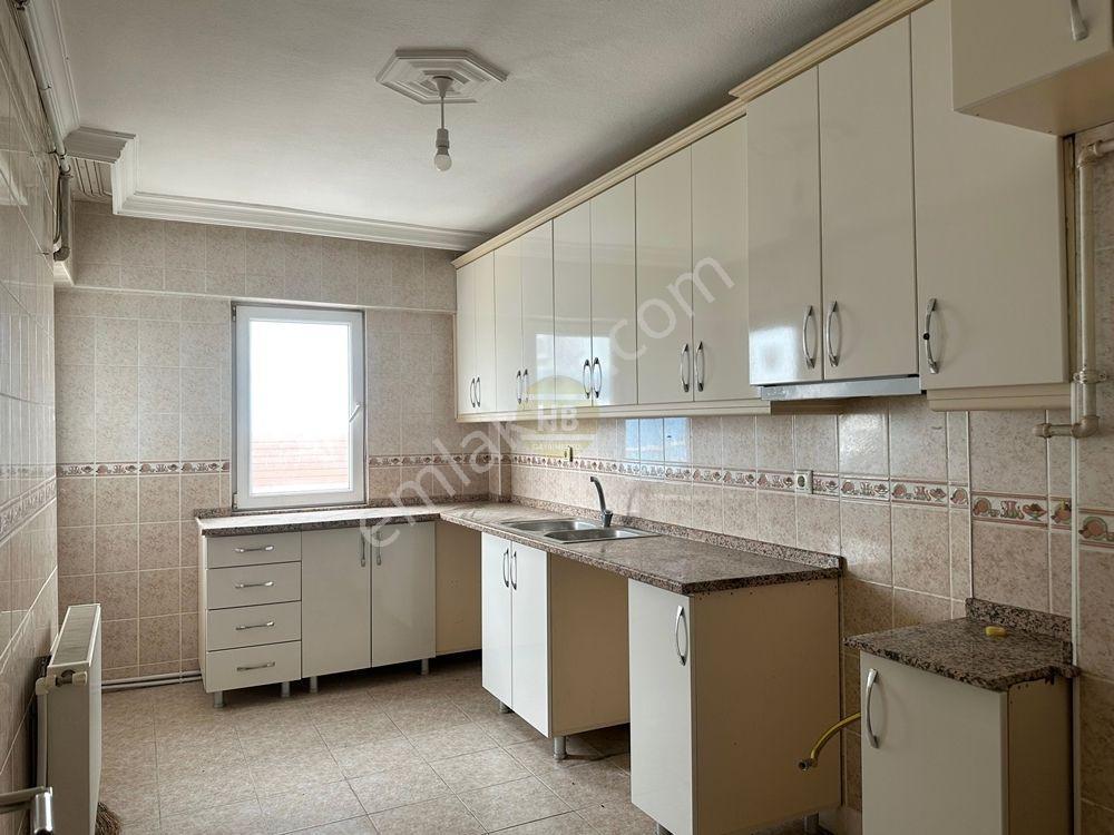 Hb'den Kiralık 3+1 Daire,efekent Bulv Üzeri Gizem Sitesi'nde - Görsel 7