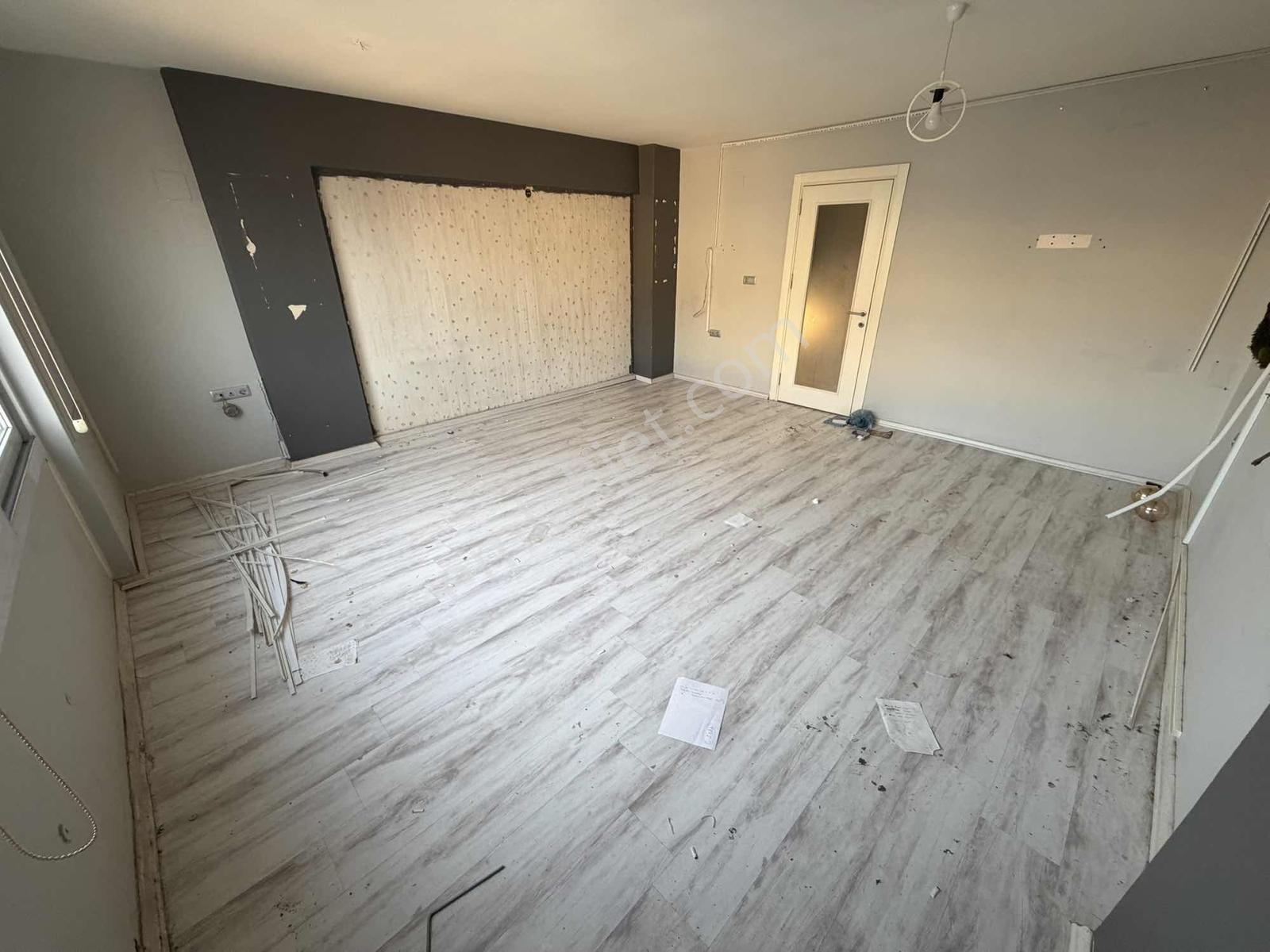 Azız Naci İşmerkezinde 1+1 Kiralık - Görsel 18