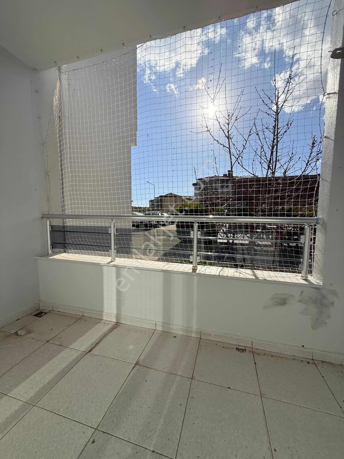 Seferihisar Doğan Yaşam Bakımlı 3+1 Satılık Daire - Görsel 12