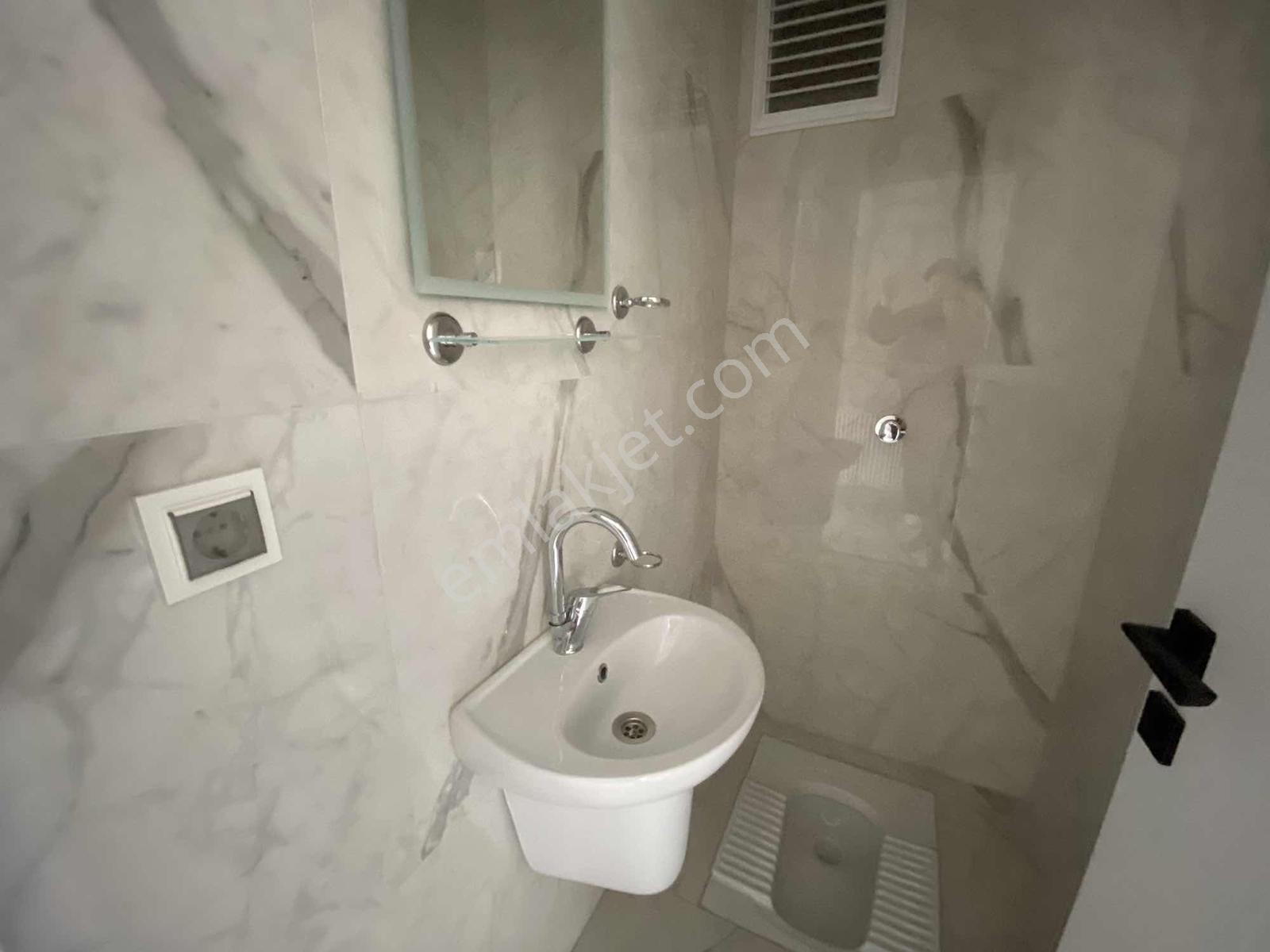 Bahadır'dan Şahincili Mh.site İçi 3+1 7.kat Deniz Manzaralı - Görsel 2
