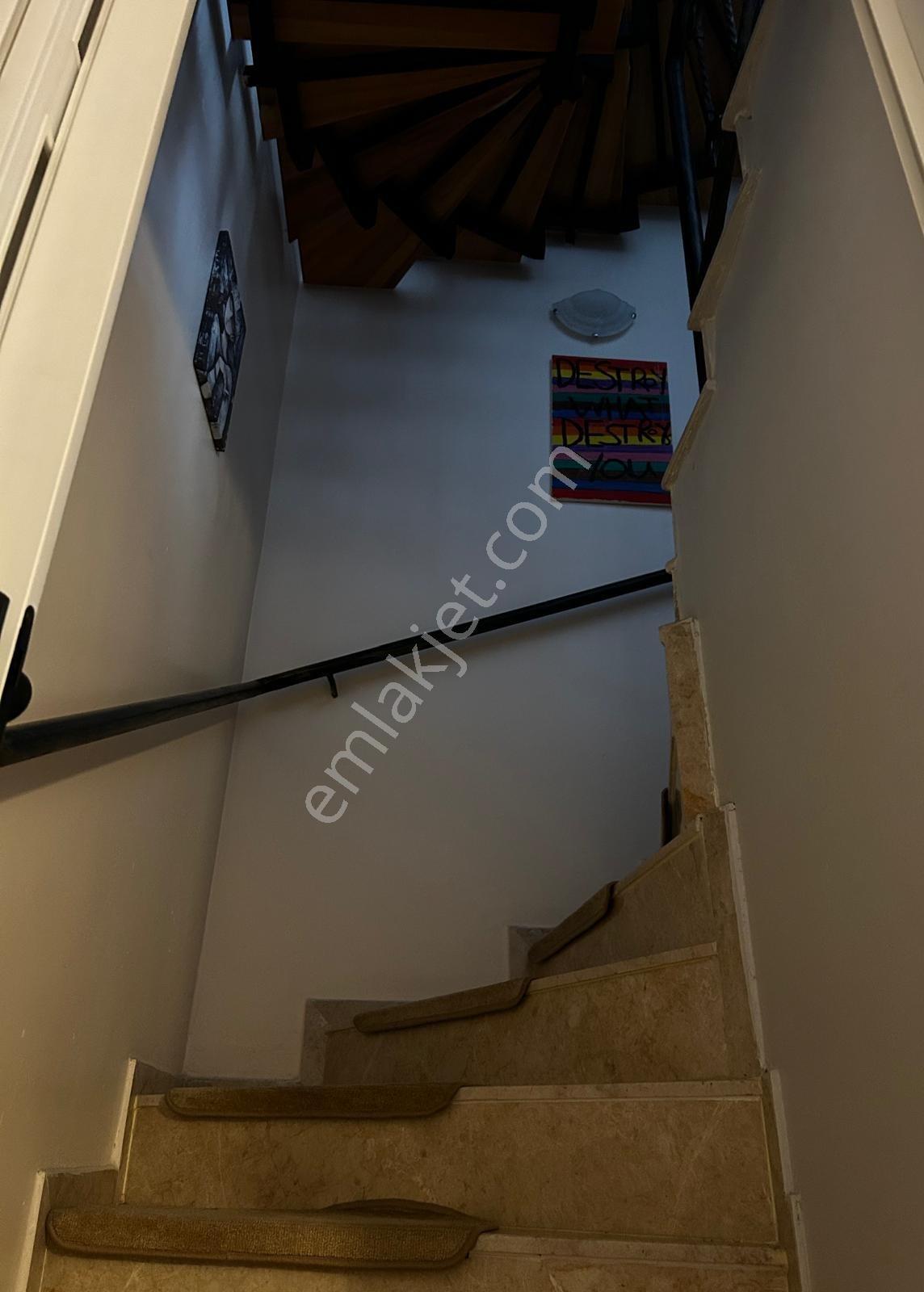 Antalya Kemer Satılık Villa Merkezde Denize Yurüme Mesafesinde - Görsel 24