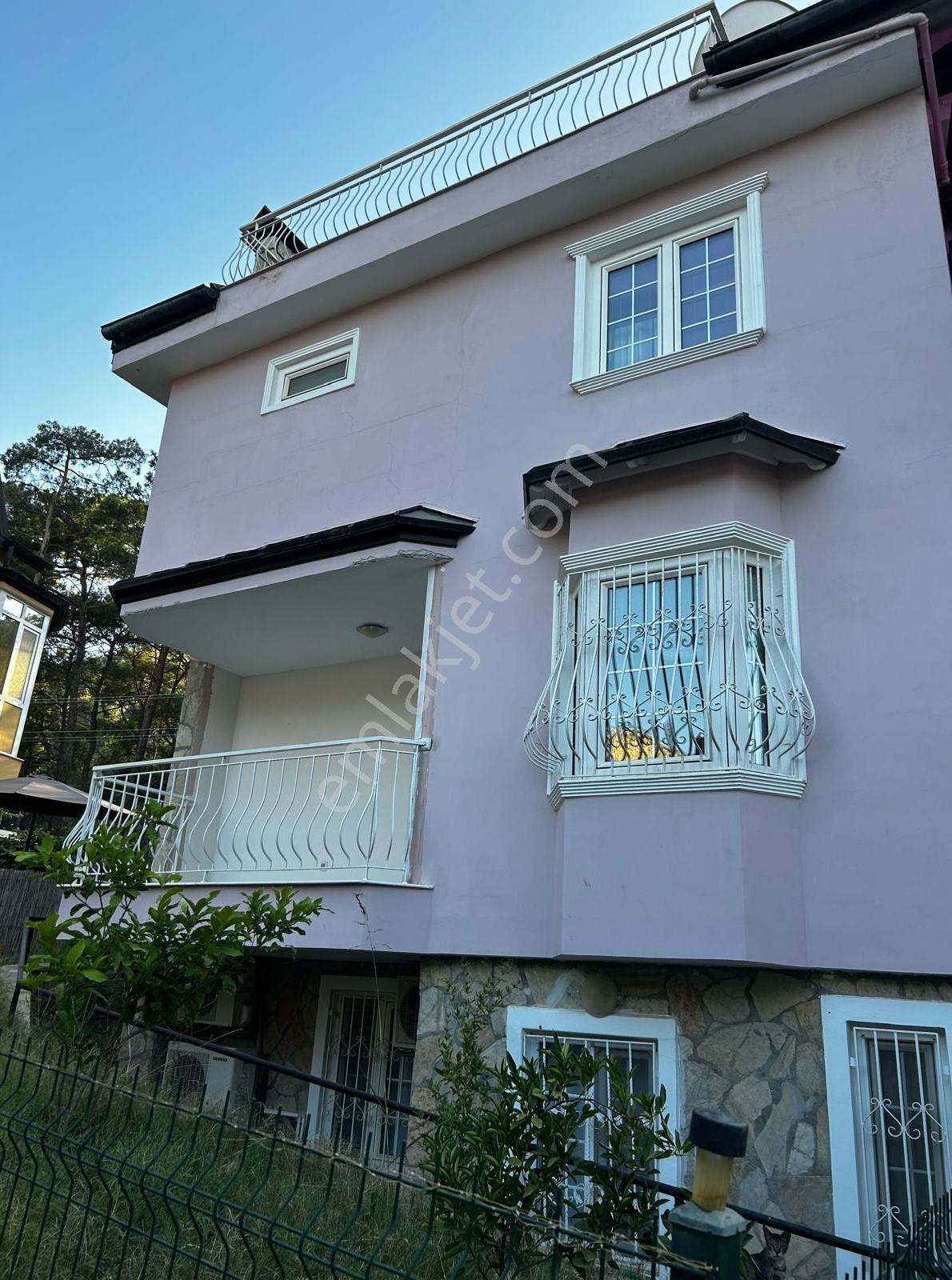Antalya Kemer Satılık Villa Merkezde Denize Yurüme Mesafesinde - Görsel 21
