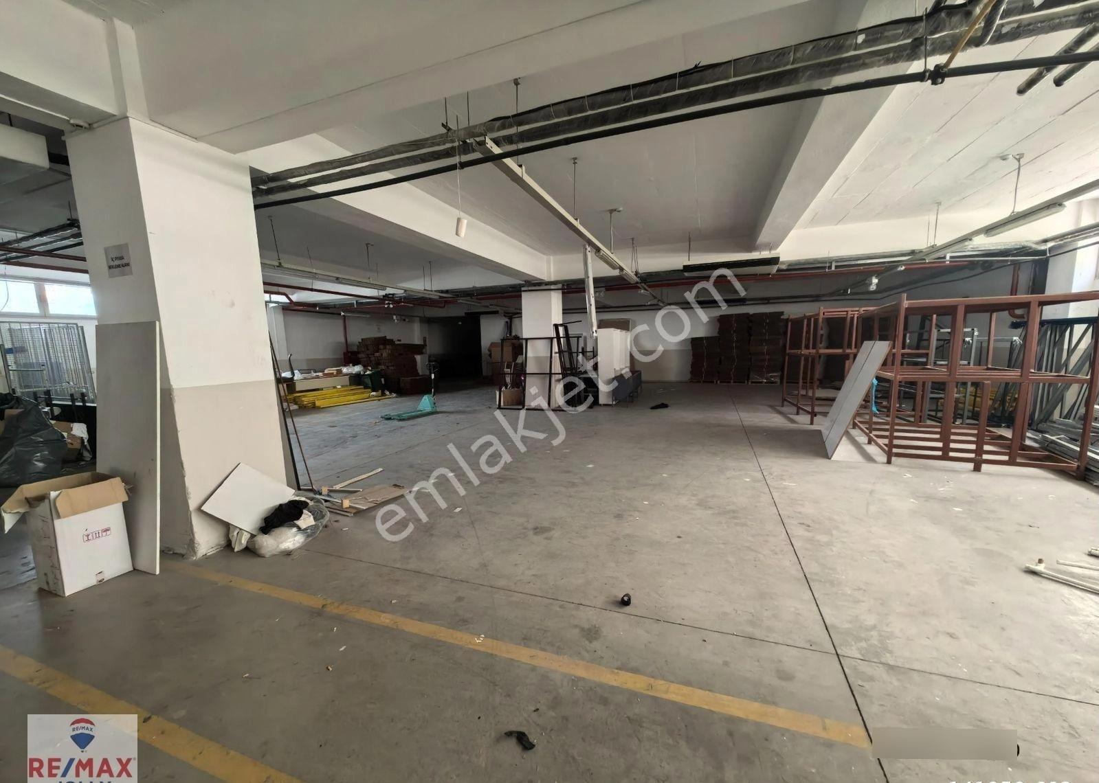 Buca Begos Osb Zemin Kat 1100 M² Kiralık Depo - Görsel 2