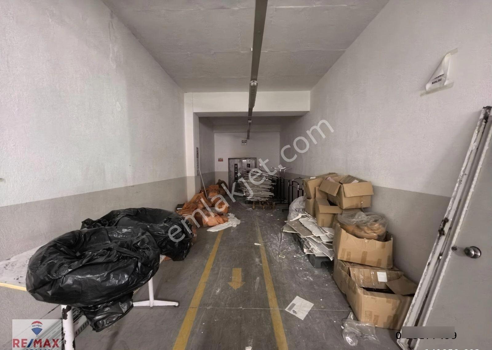 Buca Begos Osb Zemin Kat 1100 M² Kiralık Depo - Görsel 12