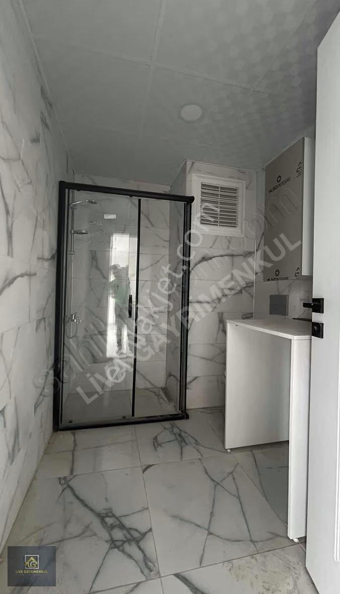 Buca Çamlıkule'de Merkezde Kiralık Balkonlu Sıfır Daire - Görsel 30