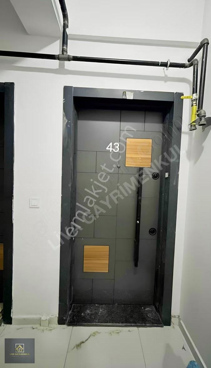 Buca Çamlıkule'de Merkezde Kiralık Balkonlu Sıfır Daire - Görsel 17