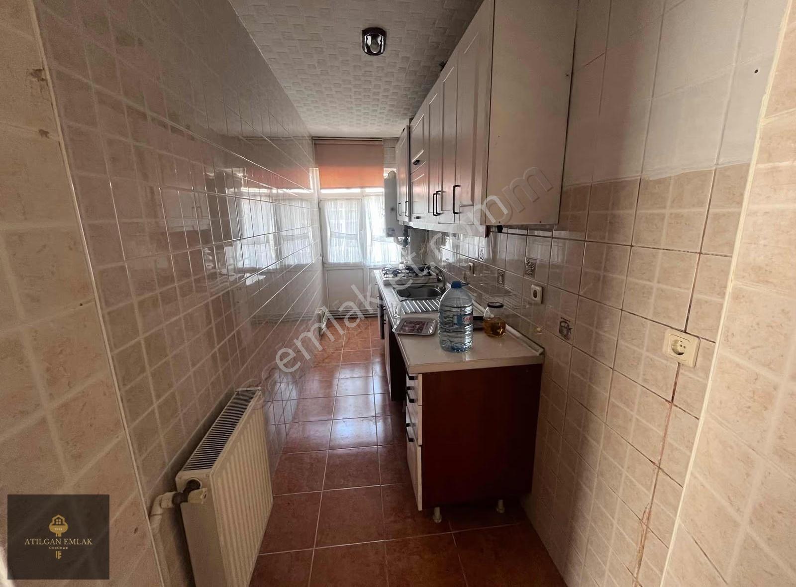 Toplu Ulaşıma Yakın, Kısmi Eşyalı 2+1 Kiralık Daire - Görsel 17