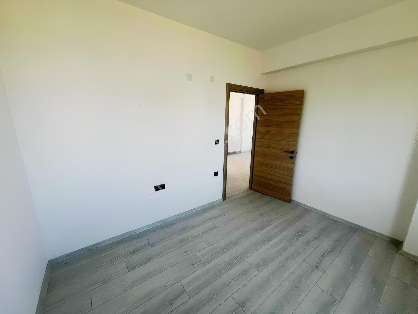 Bedrettin Delen Den İskanlı Geniş 1+1 Daire - Görsel 23