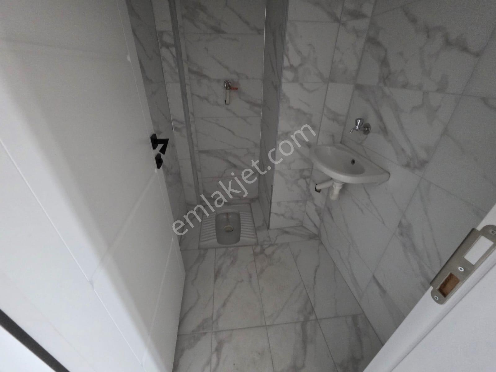 Vişnelik Taşköprü Cd Üzerinde Yenilenmiş Oturuma Hazır 3+1 Daire - Görsel 16