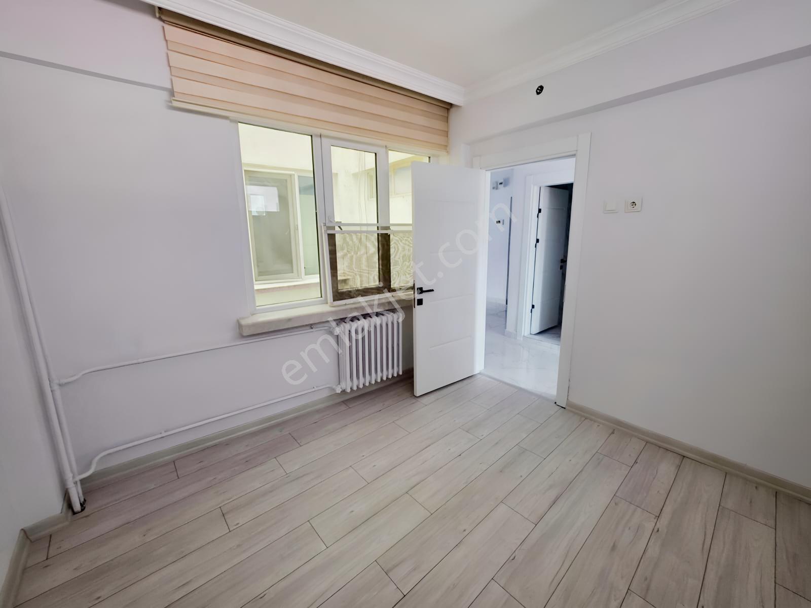 Vişnelik Taşköprü Cd Üzerinde Yenilenmiş Oturuma Hazır 3+1 Daire - Görsel 10