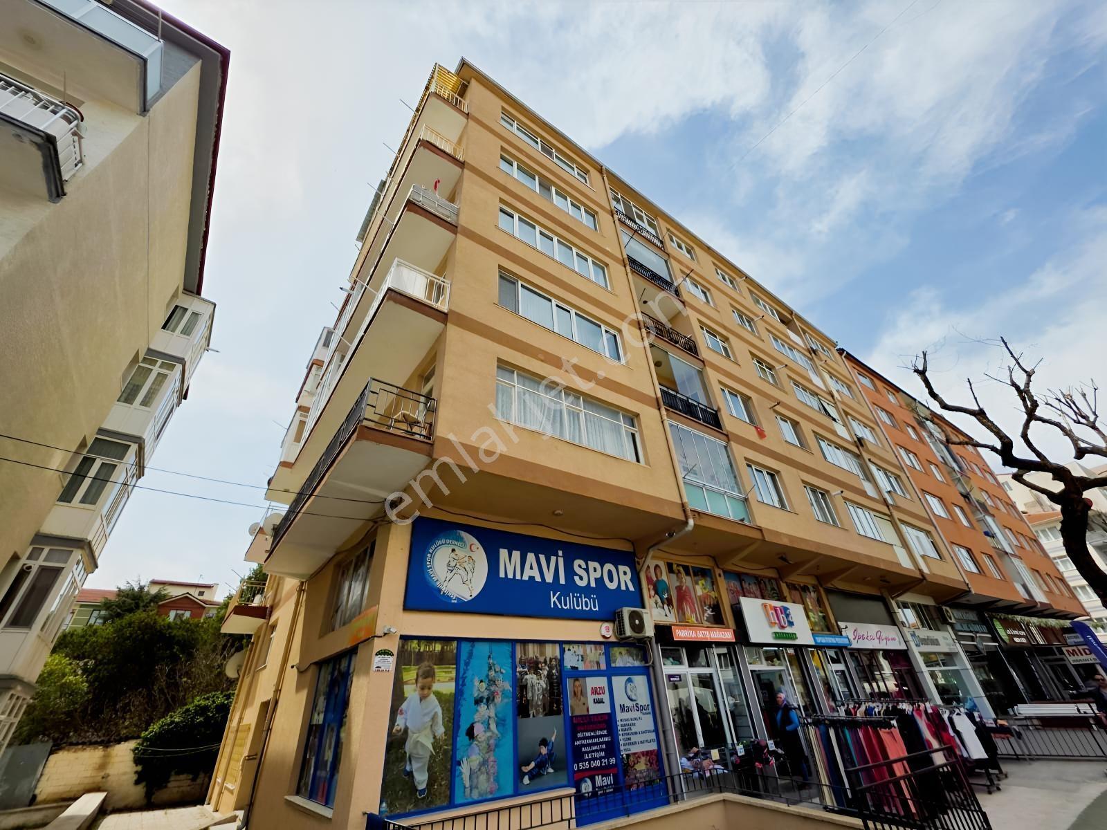 Vişnelik Taşköprü Cd Üzerinde Yenilenmiş Oturuma Hazır 3+1 Daire - Görsel 13
