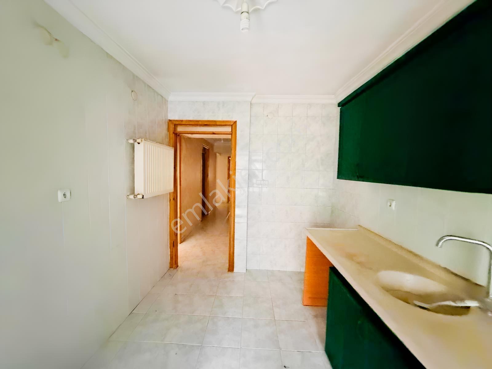 Cennetayağı Mahallesi'nde 3+1 Kiralık Daire - Görsel 9