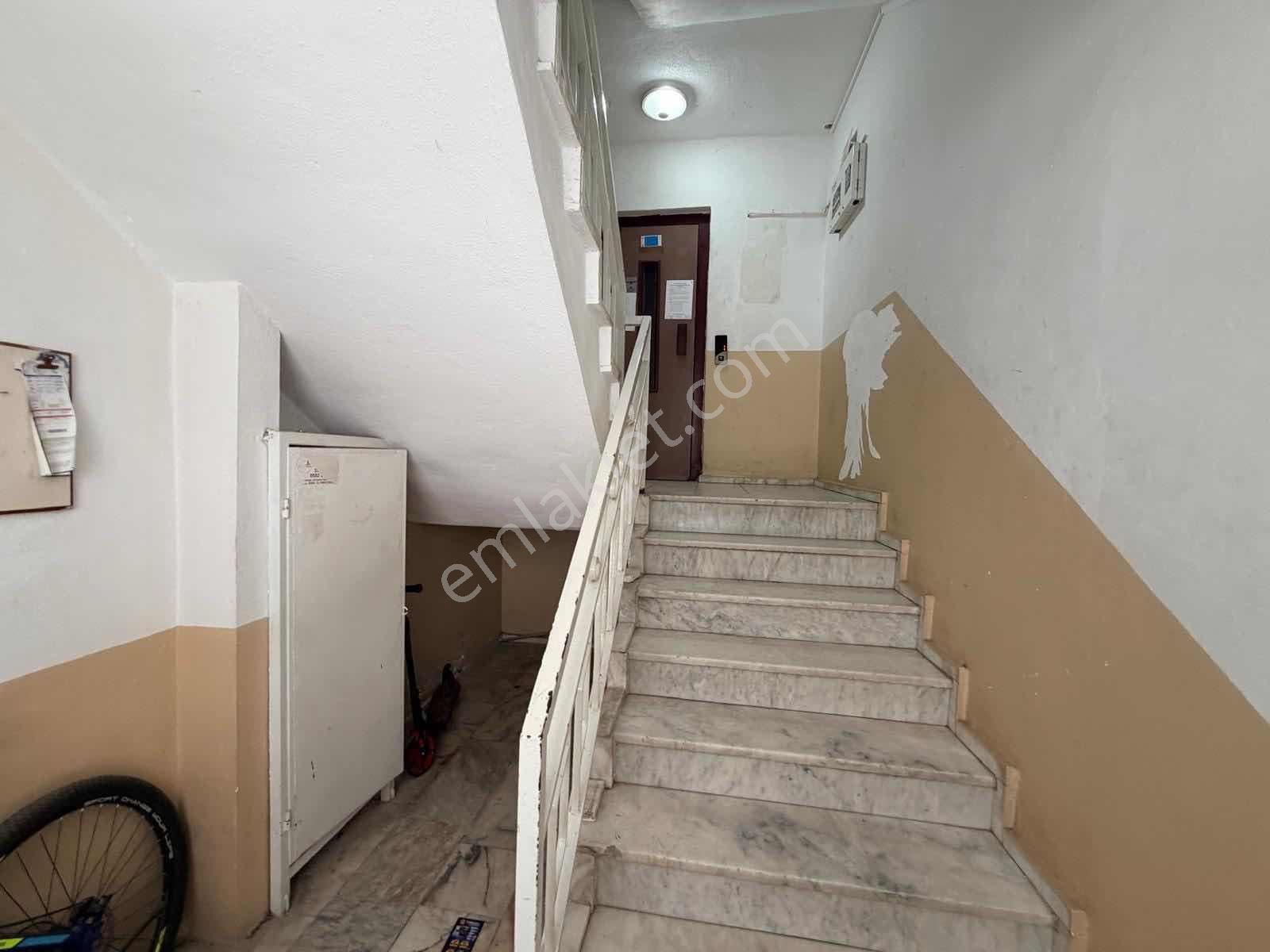 Cennetayağı Mahallesi'nde 3+1 Kiralık Daire - Görsel 14