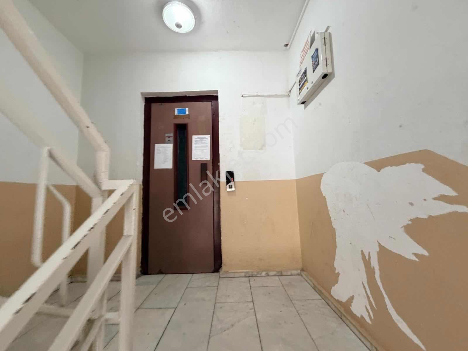 Cennetayağı Mahallesi'nde 3+1 Kiralık Daire - Görsel 15