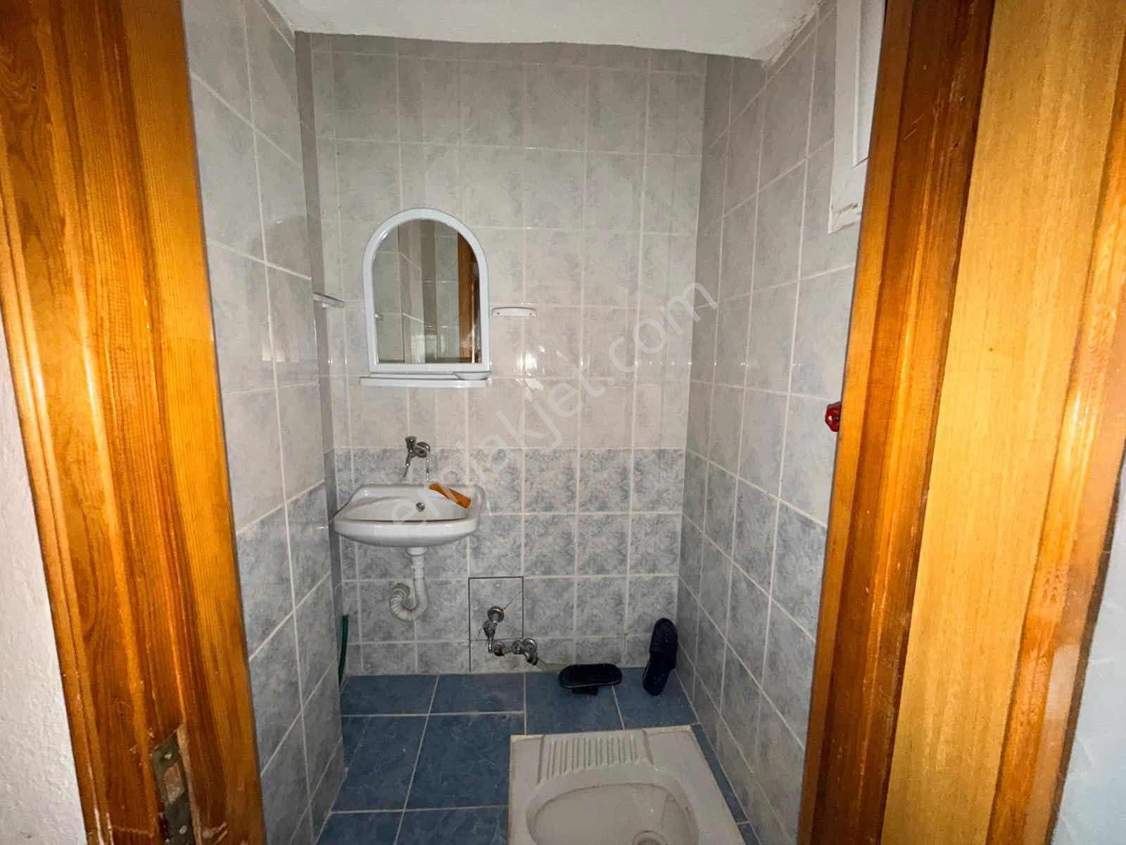Cennetayağı Mahallesi'nde 3+1 Kiralık Daire - Görsel 17