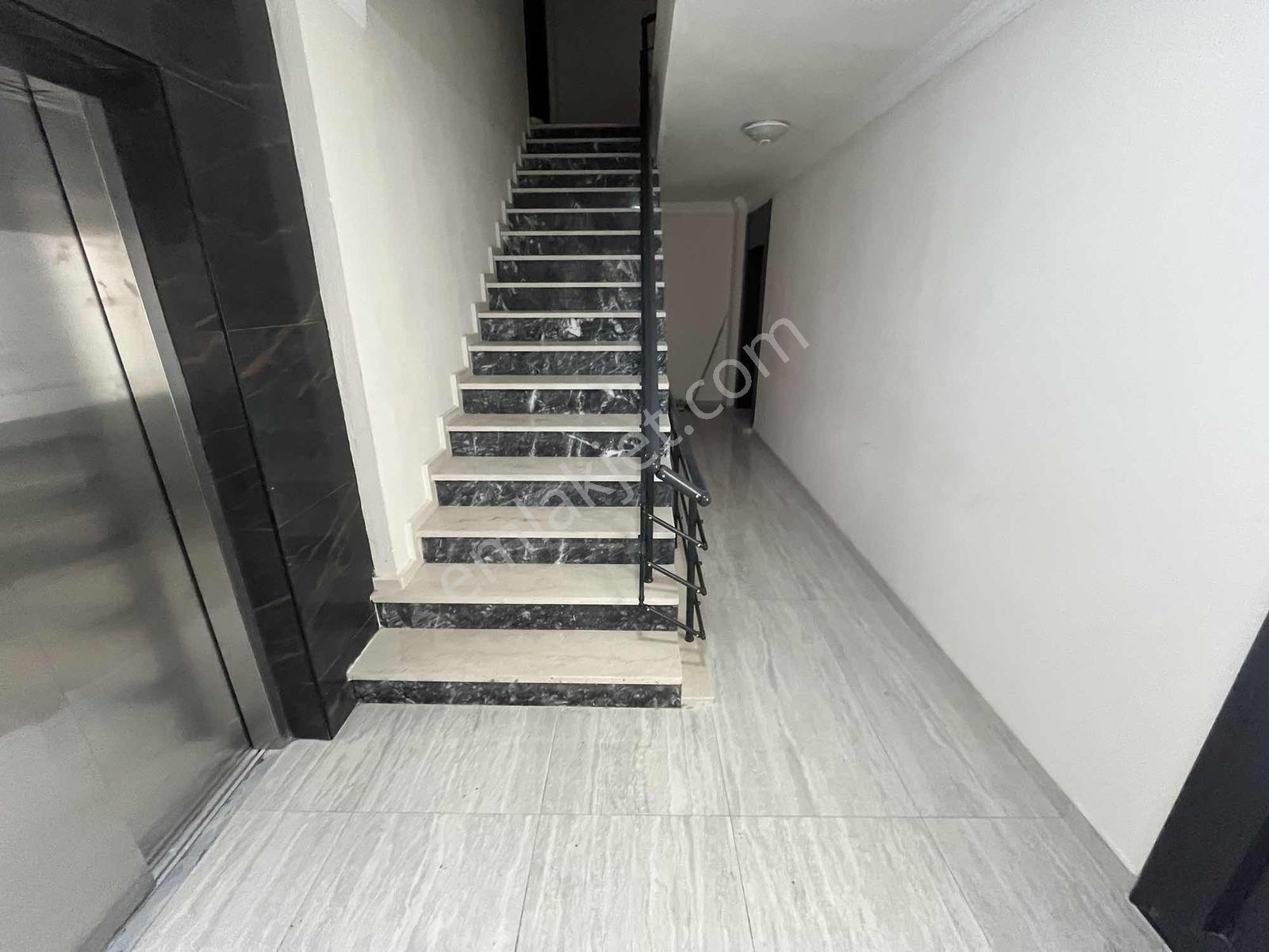 Dağlı !gayrimenkul'den|3+1| Cadde|üzeri|ara|kat|sıfır|daire! - Görsel 16